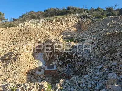 Land with building permit, Bilice - 6