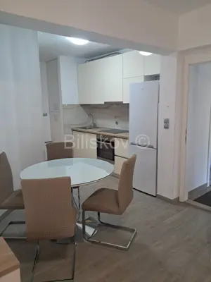 Stan 68 m², Mejaši, Split - dvije spavaće sobe i lođa - 2