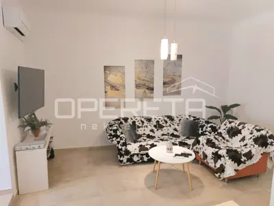 PRODAJA, STAN, PULA, CENTAR, 56 m², Preradovićeva, 3-soban. - 2