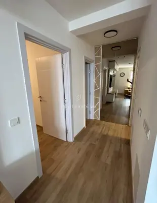 Apartman 56 m², Novalja - terasa, vrt i jacuzzi - 3
