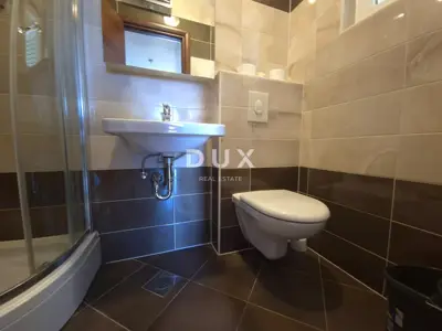 Penthouse 155 m², Murter - sea view and 6 terraces - 18