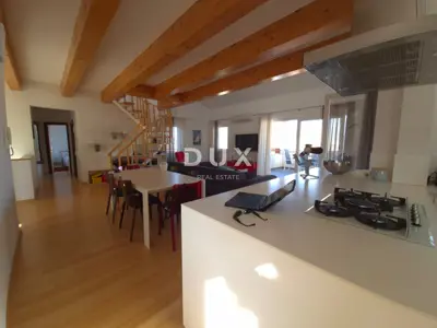 Penthouse 155 m², Murter - sea view and 6 terraces - 3