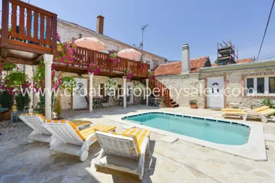 Kuća, Zadar, 240 m², 520 000 € - 2