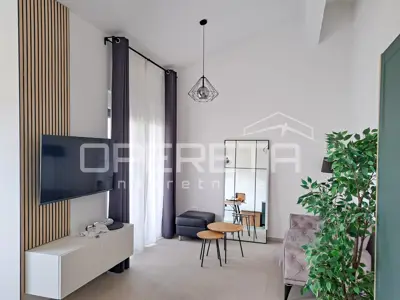 Wohnung 90 m², Vabriga - drei Schlafzimmer und Balkon