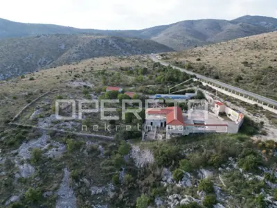 Građevinsko zemljište 9 583 m², Plano - pogled na more - 10