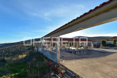 Građevinsko zemljište 9 583 m², Plano - pogled na more - 11