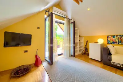 Haus 200 m², Grobnik - ruhige Lage in der Natur - 8