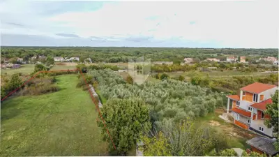 Land 5,053 m², Vodnjan - peaceful surroundings - 4