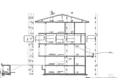 Haus 969 m², Pantovčak, Hof und neues Dach - 19