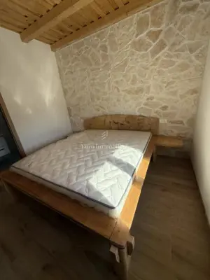 Kamena prizemnica 134 m², Vrsi - bazen i uređeno dvorište - 8