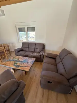 Kamena prizemnica 134 m², Vrsi - bazen i uređeno dvorište - 17