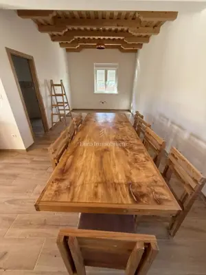 Kamena prizemnica 134 m², Vrsi - bazen i uređeno dvorište - 20