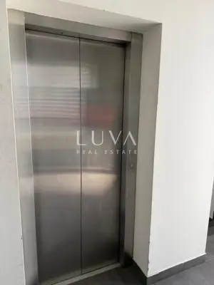 Zagreb, Slavonska Avenija, Bürofläche 130 m², Miete - 5