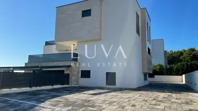 Penthouse 115 m², Krk - atemberaubender Panoramablick auf das Meer - 12