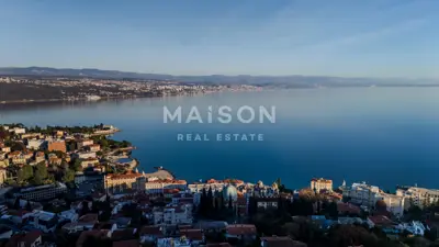 Opatija - Građevinsko zemljište sa projektom za tri vile