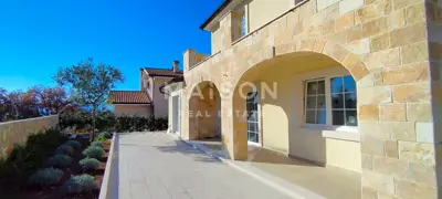 House for sale in Krk, 170 m²