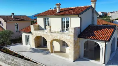 Vila s bazenom, Krk, mirno naselje i potpuna privatnost - 2