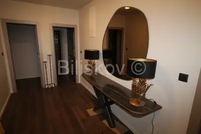 Haus 427 m², Seget Donji - Meerblick und 3 Wohnungen - 10