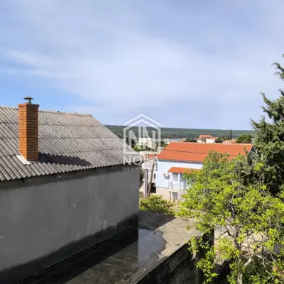 Gornji karin – atraktivan renoviran stan na katu s velikim terasama i - 18