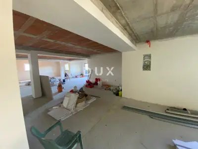 VIŠKOVO, STROGI CENTAR - commercial space 240 m² in NEW BUILDING + 8 parking spaces - 8