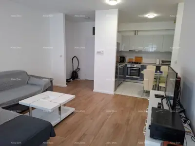 Stan 51,82 m², Pula Monvidal - 2. kat, balkon i parkirno mjesto - 4