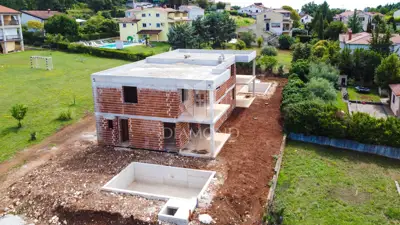 Haus zum Kauf in Poreč, 340 m² - 3