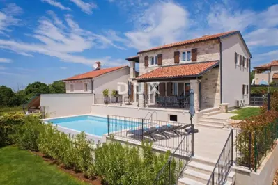 Haus zum Kauf in Sveti Lovreč, 355 m² - 4
