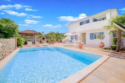 Haus 200 m², Uvala Soline - Meerblick und Pool