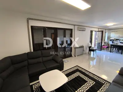 Apartment for sale in Centar, 202 m² - 9