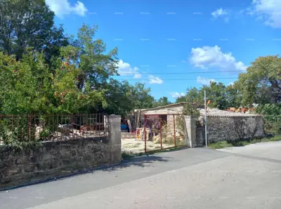 Građevinsko zemljište 490 m², Juršići - uz asfaltiranu cestu - 3