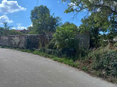 Građevinsko zemljište 490 m², Juršići - uz asfaltiranu cestu - 2