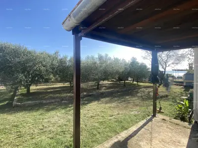 Građevinsko zemljište 500 m², Pomer - 100 m od mora