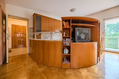 Oboj, trosoban stan 72 m² u zgradi bez lifta - 4