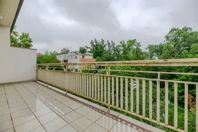 Oboj, trosoban stan 72 m² u zgradi bez lifta - 11