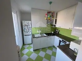 Stan 46 m², Travno - terasa 18 m² i lift - 8