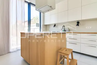 SAMOSTOJEĆA KUĆA, NAJAM, LAŠČINA, 270 m² - 9