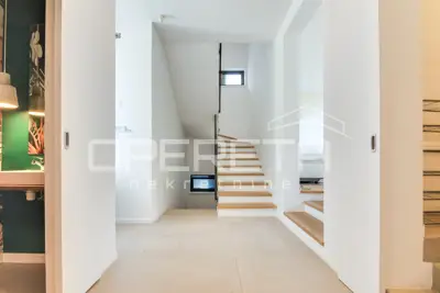 SAMOSTOJEĆA KUĆA, NAJAM, LAŠČINA, 270 m² - 15