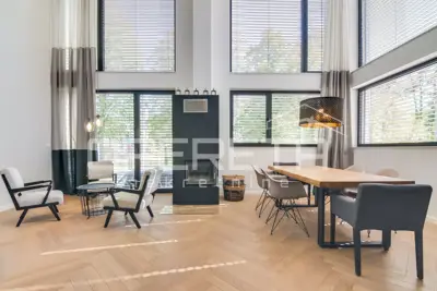 SAMOSTOJEĆA KUĆA, NAJAM, LAŠČINA, 270 m²