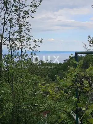Haus 320 m², Veprinac - Meerblick und Grundstück 1.500 m²
