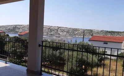 Kuća 211 m², Barbat na Rabu, 100 m od mora