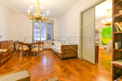 Apartment for sale in Centar, 140 m² - 2