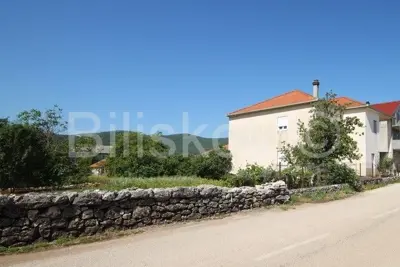 House 296 m², Prisoje - legalized family house