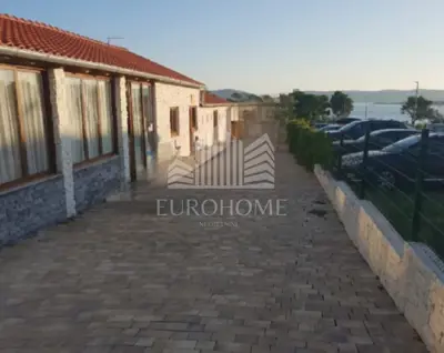 Kamp 1.366 m², Sveti Filip i Jakov uz more i plažu - 3