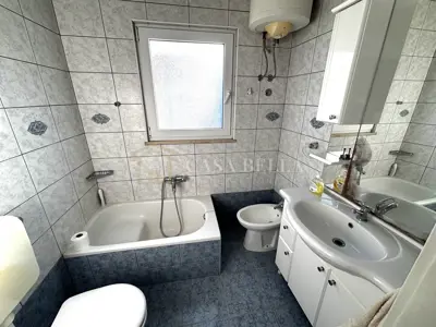 Kamena kuća u Crikvenici, 80 m od mora i krovna terasa - 9