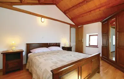 Kamena kuća u Višnjanu, 2 spavaće sobe i balkon 12 m² - 9