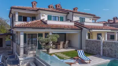 Villa 220 m², Umag - 120 m from the sea and beach