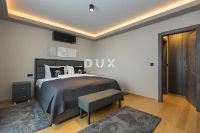 Doppelhaushälfte 160 m², Poreč - Garten und 2 Parkplätze - 8