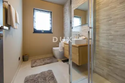 Doppelhaushälfte 160 m², Poreč - Garten und 2 Parkplätze - 13