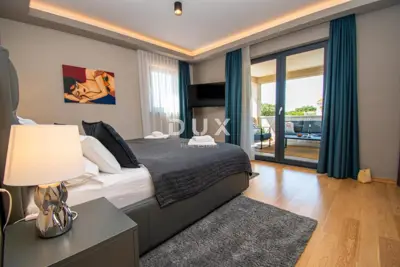 Doppelhaushälfte 160 m², Poreč - Garten und 2 Parkplätze - 11