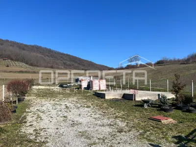 Gornja Rijeka, Visoko, 820,00 m², 33.000,00 EUR